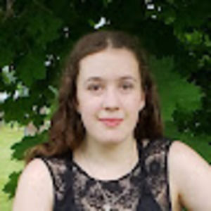 Meet your Posher, Caitlyn